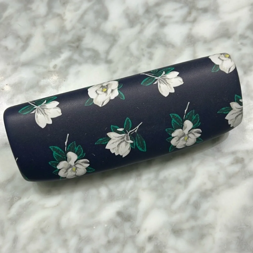 50%offw❤️ Draper James Hard Case Blue White Magnolia Flowers CASE ONLY!